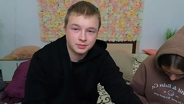 Snapshot of _Olli__Stiw_ chatting on September 28, 2025, 6:52 am  Olli  Stiw  online show from September 28, 2025, 6:52 am