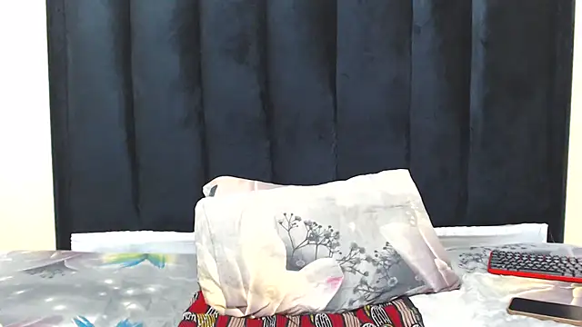 EBONY WILD ASS online show from February 18, 2026, 4:47 pm