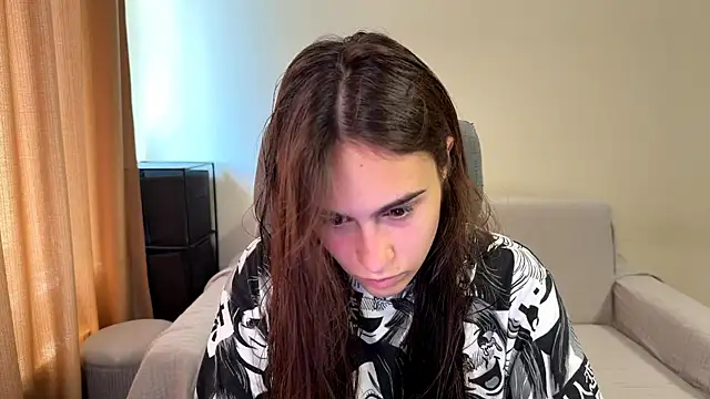 Snapshot of AliceKolltt chatting on September 22, 2025, 9:11 am AliceKolltt online show from September 22, 2025, 9:11 am