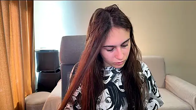 Snapshot of AliceKolltt chatting on September 26, 2025, 7:45 am AliceKolltt online show from September 26, 2025, 7:45 am