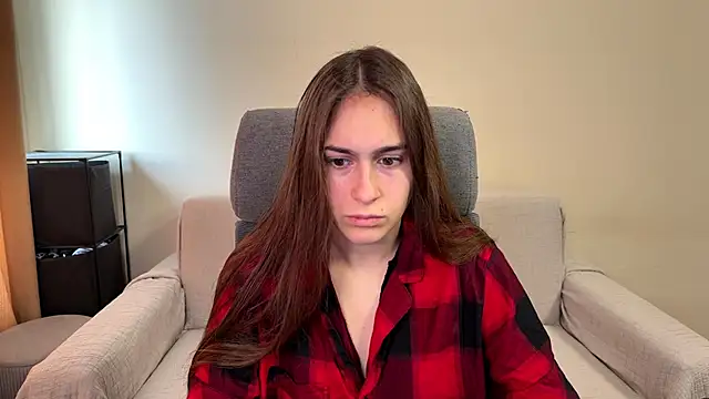 Snapshot of AliceKolltt chatting on October 30, 2025, 9:33 am AliceKolltt online show from October 30, 2025, 9:33 am