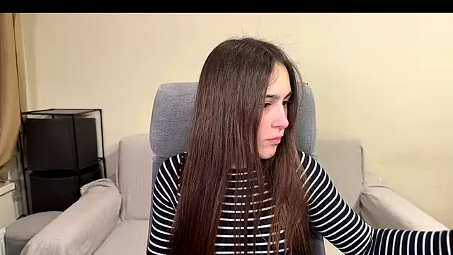 AliceKolltt online show from February 1, 2026, 4:38 pm