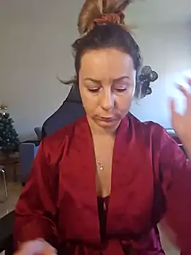 angela 88 online show from December 20, 2024, 9:43 am