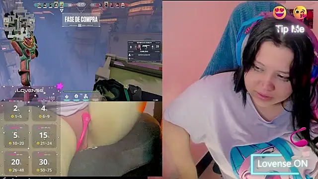 Snapshot of crystal7u7 chatting on January 10, 2025, 8:40 am crystal7u7 online show from January 10, 2025, 8:40 am