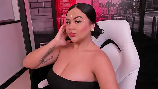 Snapshot of katia_bigboobs1 chatting on February 17, 2026, 4:24 pm katia bigboobs1 online show from February 17, 2026, 4:24 pm