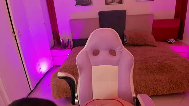 Snapshot of katia_bigboobs1 chatting on March 4, 2026, 6:36 pm katia bigboobs1 online show from March 4, 2026, 6:36 pm