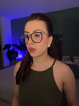 EmaSaenz online show from May 8, 2026, 12:05 am
