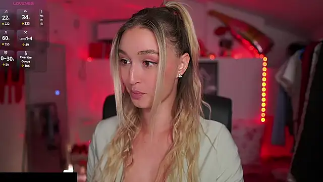 Alexis   Texas online show from October 1, 2025, 6:47 pm