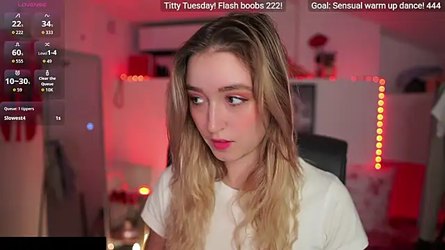 Alexis   Texas online show from November 18, 2025, 2:32 pm