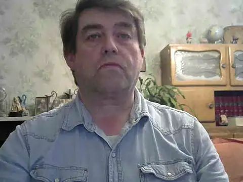 sympatrique online show from December 12, 2024, 5:04 pm