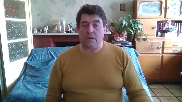 sympatrique online show from March 2, 2025, 2:00 pm