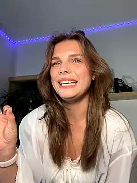 HumbleJess online show from October 6, 2025, 3:20 pm