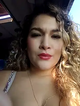 Sara smiiith211 online show from October 30, 2025, 9:15 pm