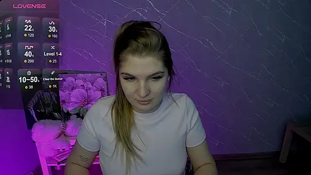 lily williamss online show from May 17, 2026, 12:56 pm