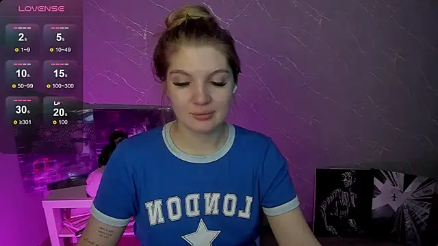 lily williamss online show from June 11, 2026, 12:32 am