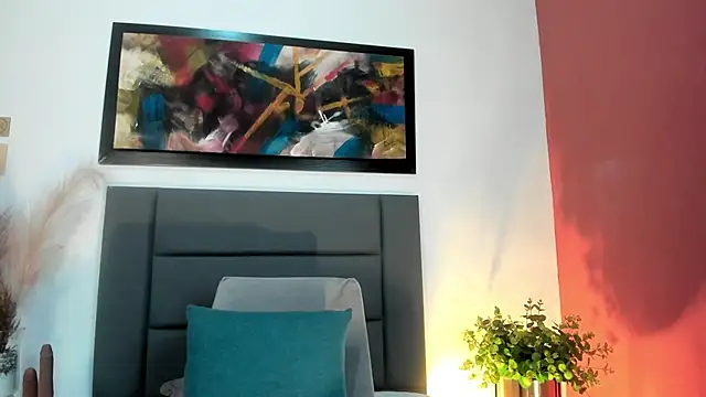 Emilywatsonn online show from October 31, 2025, 12:22 am