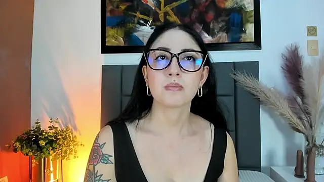 Emilywatsonn online show from March 25, 2026, 12:16 am