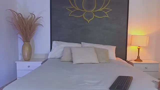 PamelaParrish online show from January 13, 2026, 12:32 pm