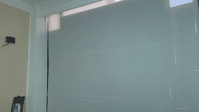 Snapshot of Ambarross chatting on September 26, 2025, 7:18 pm Ambarross online show from September 26, 2025, 7:18 pm