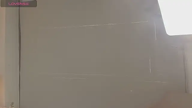 Snapshot of Ambarross chatting on September 30, 2025, 7:08 pm Ambarross online show from September 30, 2025, 7:08 pm