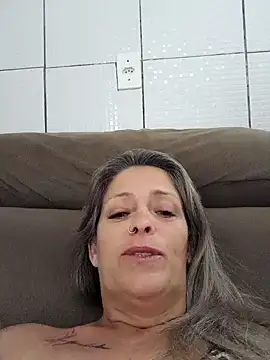 marcialoira online show from December 13, 2024, 1:55 pm
