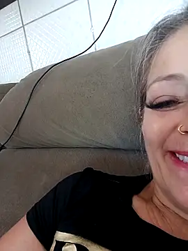 marcialoira online show from January 6, 2026, 12:53 pm