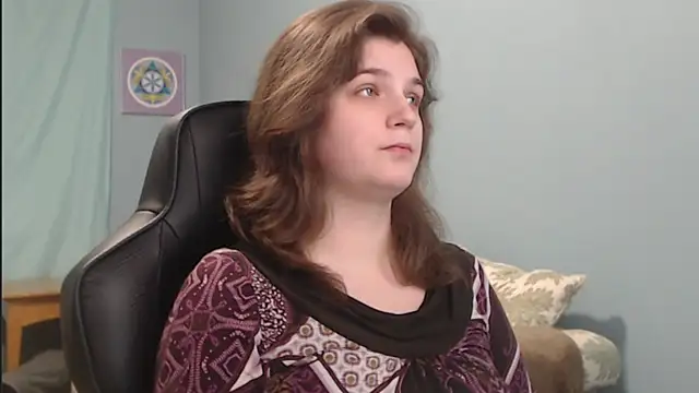 Snapshot of TreeJeanne chatting on December 11, 2024, 12:55 pm TreeJeanne online show from December 11, 2024, 12:55 pm