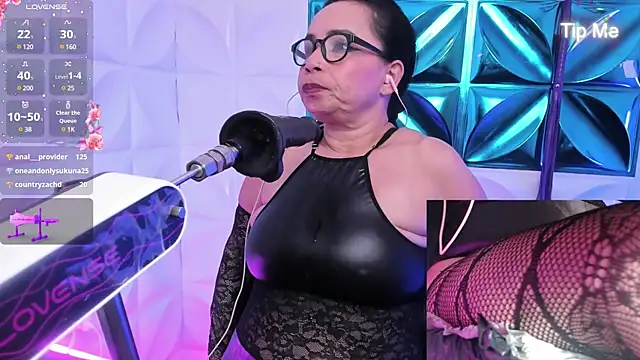 annie wigg online show from February 17, 2025, 9:03 am