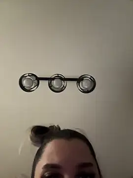 babyyboomm online show from December 15, 2024, 3:53 pm