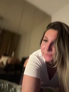 babyyboomm online show from February 8, 2025, 1:43 am