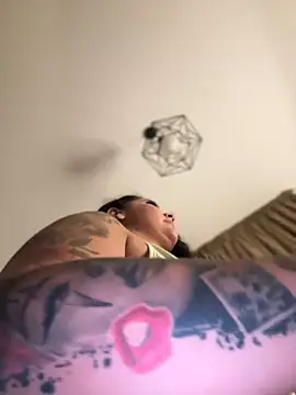 babyyboomm online show from September 21, 2025, 8:32 pm