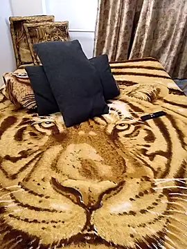 Sabrina ONLY online show from September 22, 2025, 1:46 pm