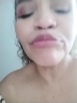 Snapshot of Alma_Sexyy chatting on November 14, 2025, 7:45 pm Alma Sexyy online show from November 14, 2025, 7:45 pm