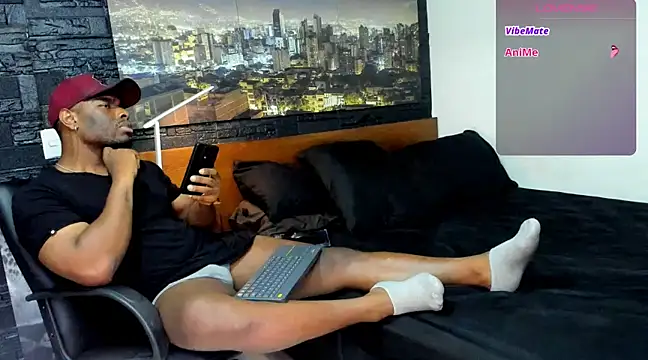 thomas santtos1 online show from January 25, 2025, 10:28 pm