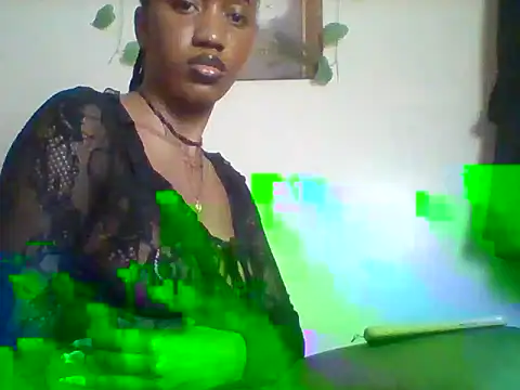 Queeen model online show from May 30, 2026, 9:34 pm