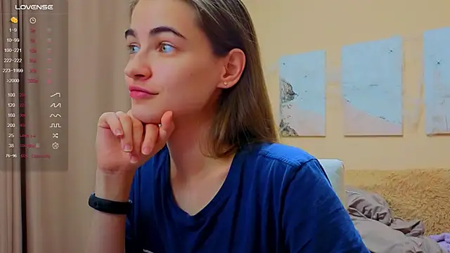 AstoriyaNight online show from November 18, 2025, 4:11 pm