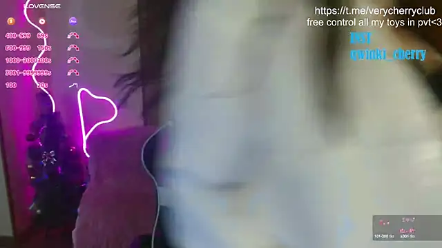 cherry crushhh online show from January 30, 2025, 5:52 am