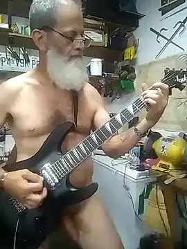 Danialanon online show from September 27, 2025, 2:05 am