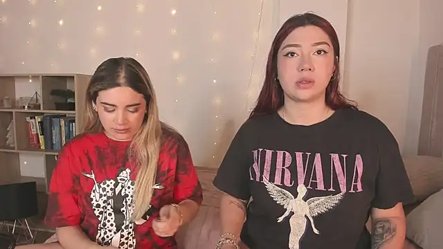 Snapshot of Andy_and_emma chatting on December 29, 2024, 12:45 pm Andy and emma online show from December 29, 2024, 12:45 pm