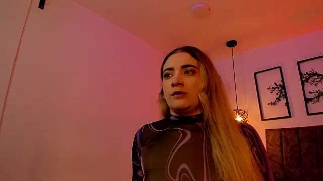 Snapshot of Andy_and_emma chatting on January 16, 2025, 12:42 pm Andy and emma online show from January 16, 2025, 12:42 pm