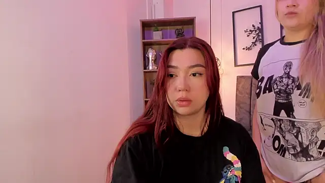 Snapshot of Andy_and_emma chatting on January 22, 2025, 12:38 pm Andy and emma online show from January 22, 2025, 12:38 pm