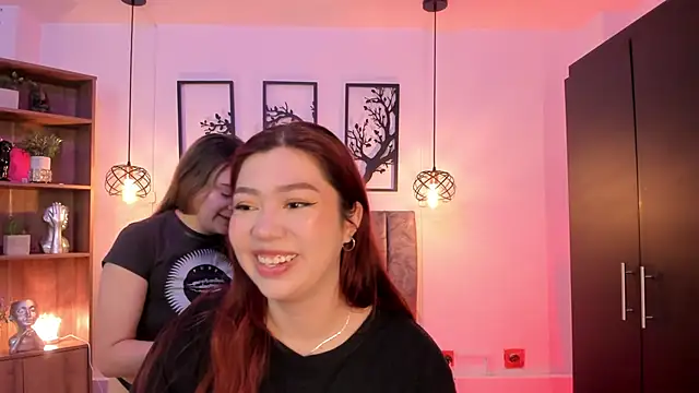 Snapshot of Andy_and_emma chatting on February 22, 2025, 12:29 pm Andy and emma online show from February 22, 2025, 12:29 pm