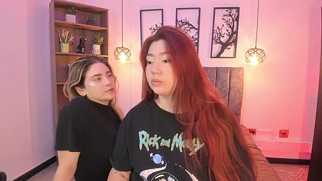 Snapshot of Andy_and_emma chatting on February 23, 2025, 12:48 pm Andy and emma online show from February 23, 2025, 12:48 pm