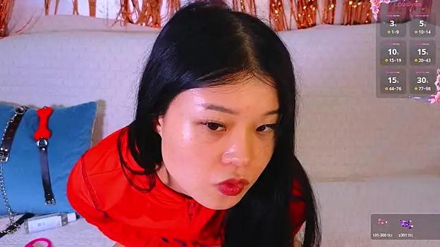 Snapshot of Tina_Kim_ chatting on June 12, 2026, 9:19 am Tina Kim online show from June 12, 2026, 9:19 am