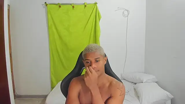 corzoethan online show from May 14, 2026, 5:09 pm