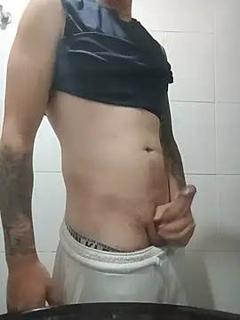 Snapshot of christian_cute chatting on July 8, 2026, 7:24 am christian cute online show from July 8, 2026, 7:24 am