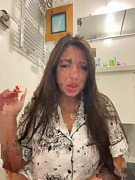 Snapshot of RuslanaXX chatting on March 15, 2026, 2:01 pm RuslanaXX online show from March 15, 2026, 2:01 pm