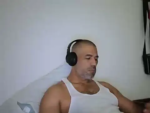 jackbigcock11 online show from May 5, 2026, 12:46 pm
