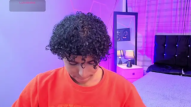 Noah Smith04 online show from November 27, 2025, 9:39 pm