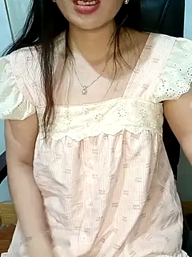 Snapshot of Blythe_69 chatting on September 27, 2025, 12:21 pm Blythe 69 online show from September 27, 2025, 12:21 pm